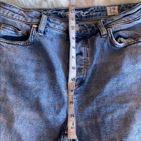 We The Free Button Fly Blue Distressed Denim Cutoff Shorts Festival Conc… - Picture 9 of 14